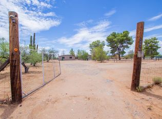 13525 W Curtis Rd, Tucson, AZ 85743