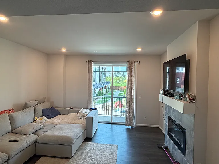 19345 NE 69th Cir #103 — Photo 7