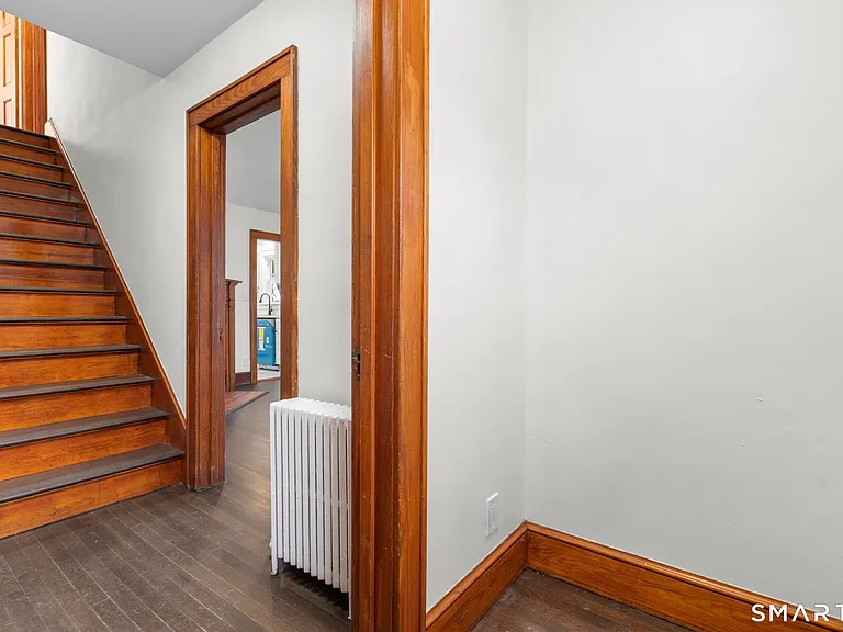 37 Byrneside Ave — Photo 4
