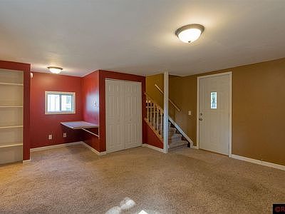 5th image of 418 Carney Ave