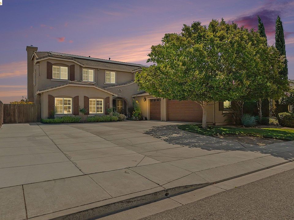 1st image of 106 Little Ranch Cir