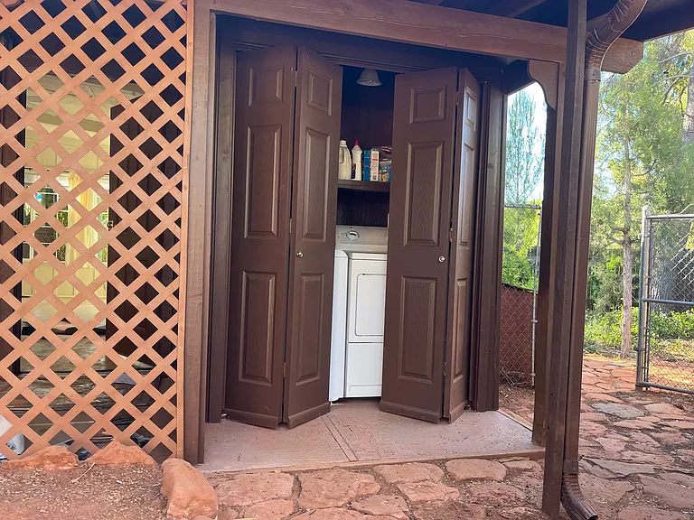 Kachina Dr — Photo 13