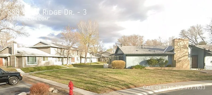 888 Mesa Ridge Dr #3