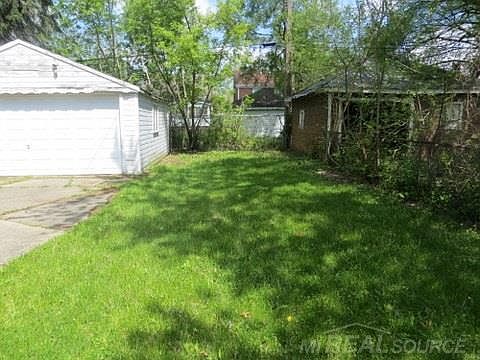 4th image of 12795 Rosemary St