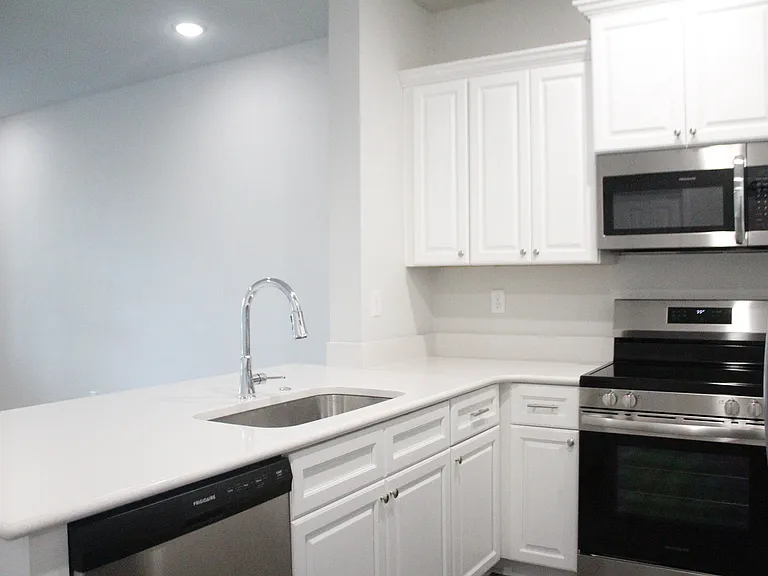 1815 SW 249th Dr #7 — Photo 1