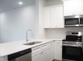 1815 SW 249th Dr #7, Newberry, FL 32669