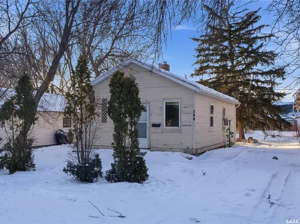 308 1st STREET E, Delisle, SK S0L 0P0