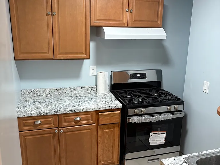 680 Dixwell Ave #1 — Photo 1