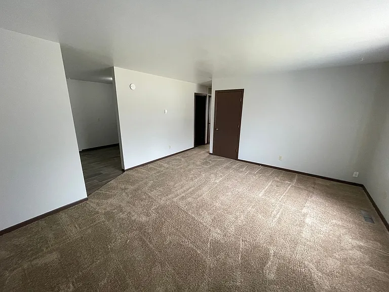 802 Hartwell Dr — Photo 14