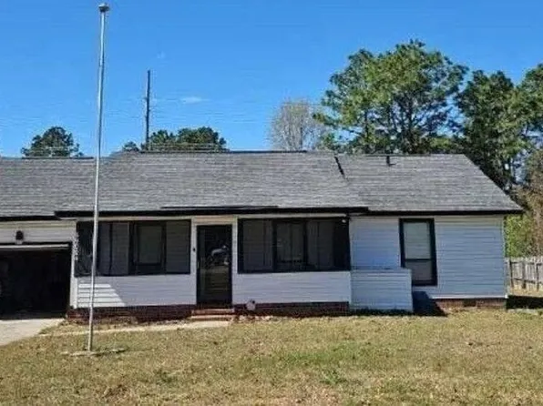 6909 Kingsgate Dr, Fayetteville, NC 28314