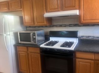 3702 Salem Walk #A2, Northbrook, IL 60062