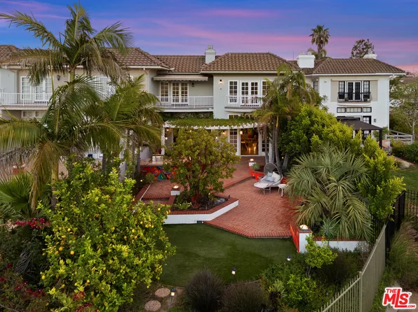 2305 Canyonback Rd, Los Angeles, CA 90049