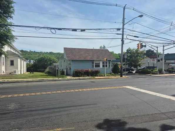 215 W. Washington Avenue, Washington Boro, NJ 07882