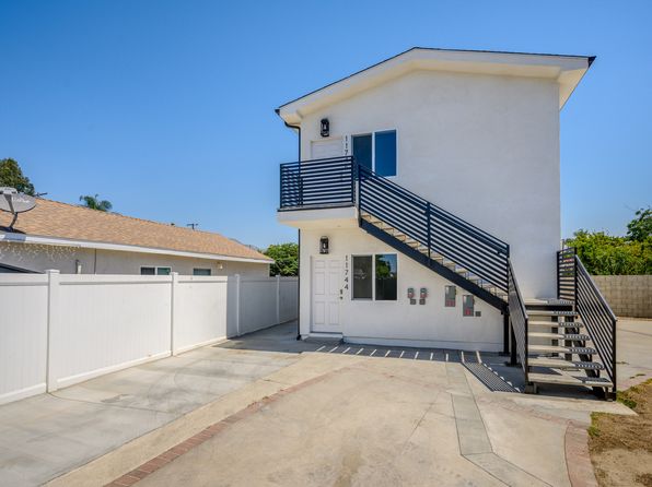 11746 De Garmo Ave #11746