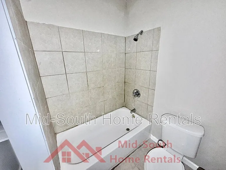 1545 Patton St — Photo 13
