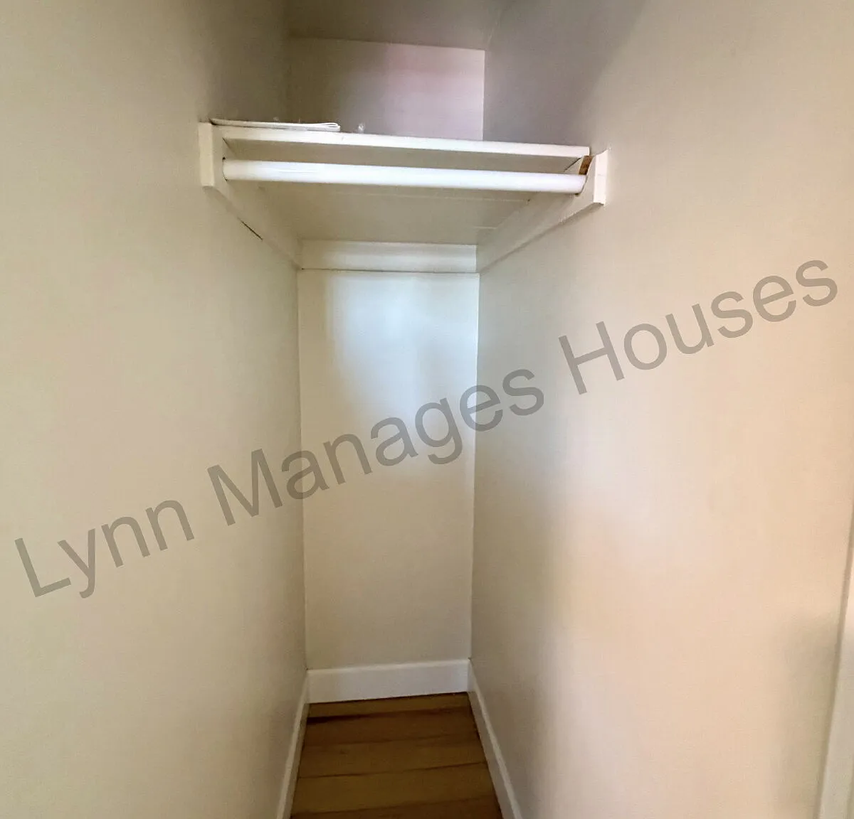 1 bed, 1.0 bath, $850 — Photo 4