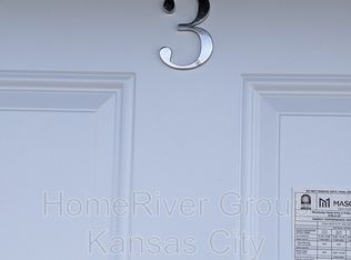 904 Short St APT 3, Lathrop, MO 64465
