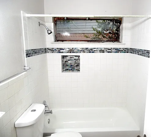 3 bed, 1100 sqft, $1,595 — Photo 1