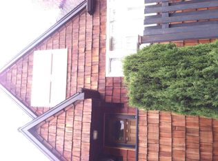 1918 NE 80th St, Seattle, WA 98115