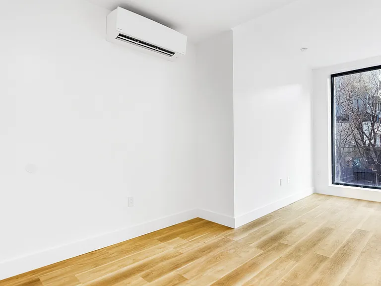 303 Wythe Ave #205 — Photo 32