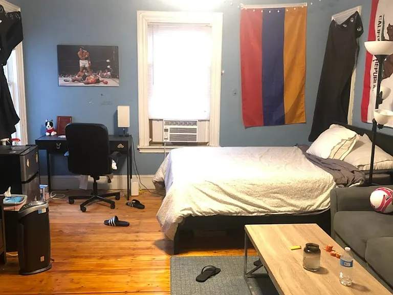 37 Gardner St #2 — Photo 5