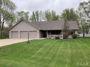 4913 E Tiber Pl, Chillicothe, IL 61523
