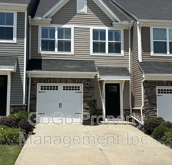 133 Marthawood Ln #1 — Photo 1