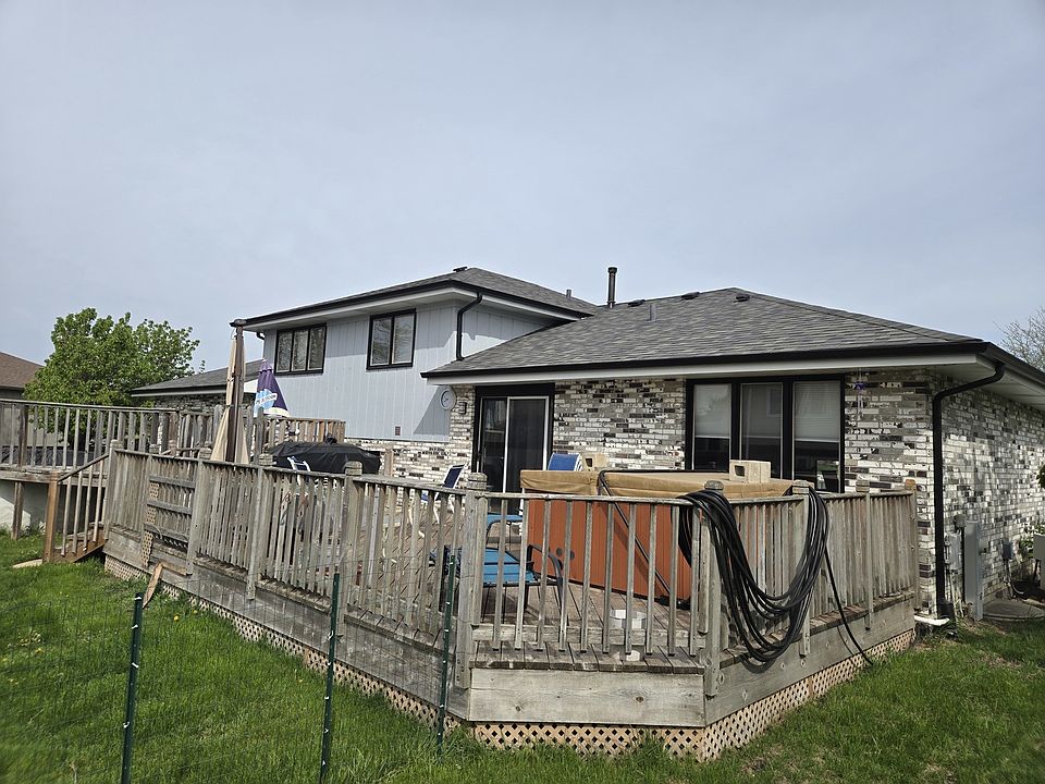 2nd image of 8919 Meadowview Dr