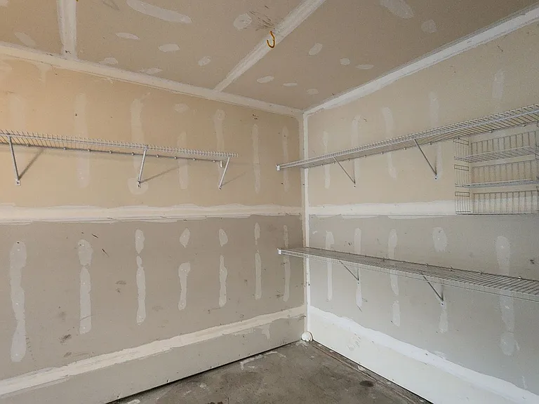 1242 S 4th St W #A-C — Photo 24
