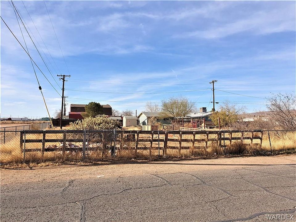1st image of 3710 E Dove Ln