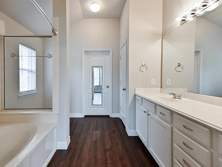 10947 Redstone Ct — Photo 21