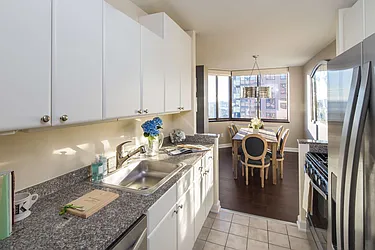 Rented by Chelsea Associates LLC