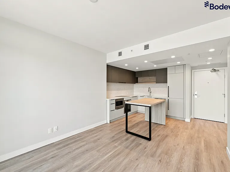 567 Emerson St — Photo 33
