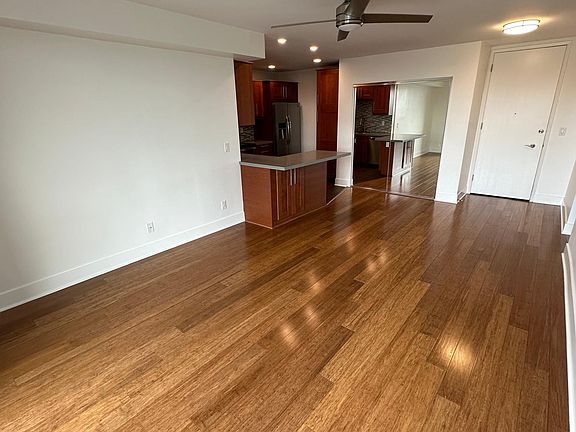 5th image of 2353 Albatross St APT 203
