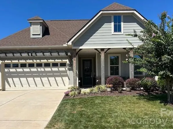 519 Bowline Dr, Denver, NC 28037