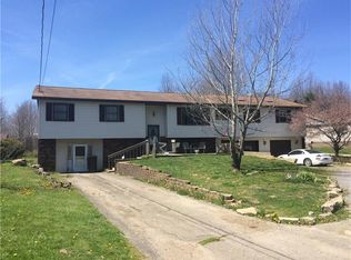 1001 Bend Rd, Mercer, PA 16137