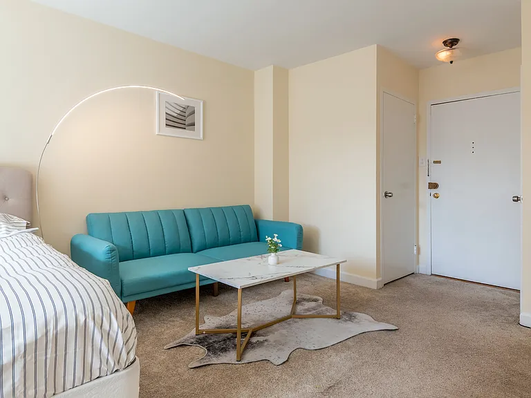 1021 Arlington Blvd #435 — Photo 9
