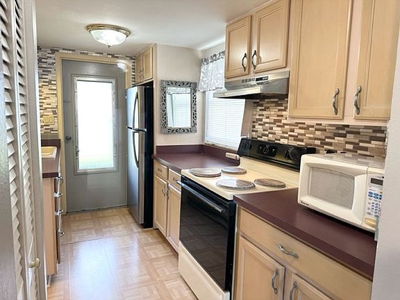 4th image of 7701 Starkey Rd APT 731