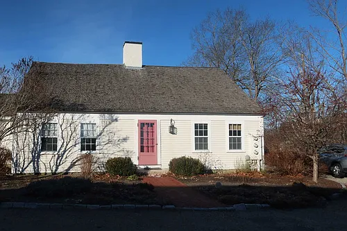 410 Cider Hill Rd Photo 1