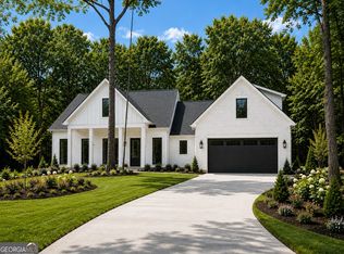 1376 Cambridge Dr, Perry, GA 31069