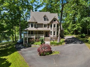 4070 Lake Killarney Rd, Gum Spring, VA 23065