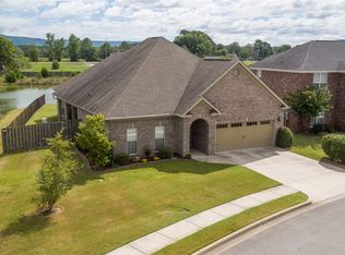 5023 Valley Cove Dr SE, Owens Cross Roads, AL 35763