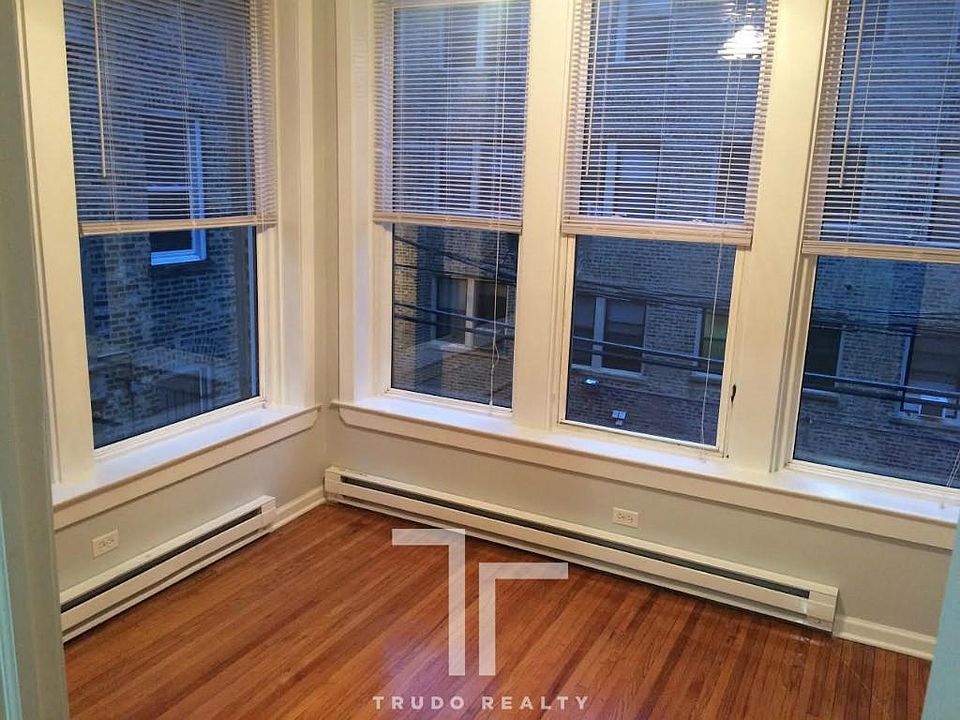 1st image of 1456 W Fargo Ave APT 302