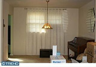 4th image of 2218 Jamaica Dr