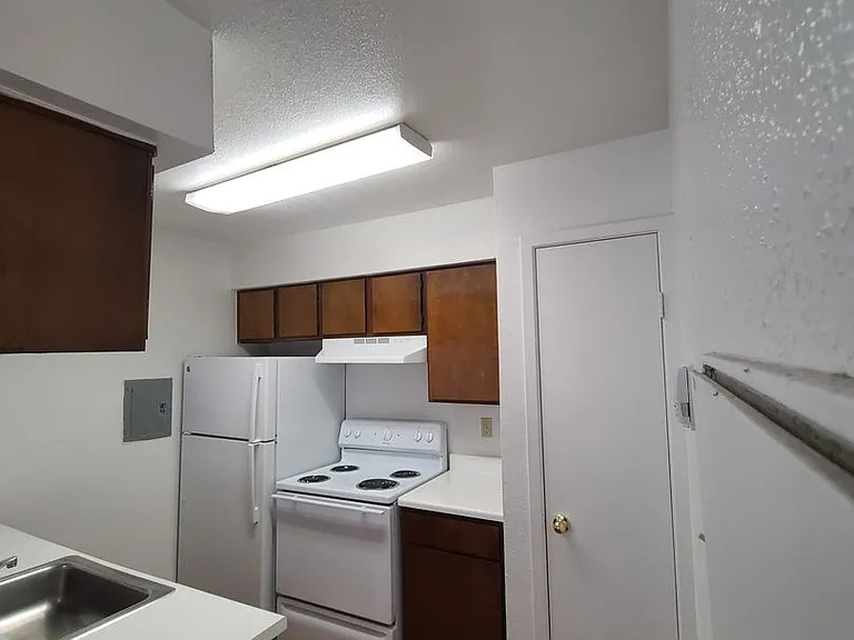 Trails of Timber Creek Apartments — Photo 7