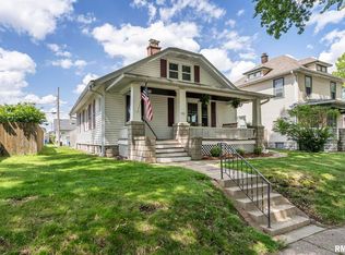 551 21st Ave, Moline, IL