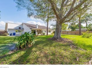 8513 Chatham St, Fort Myers, FL 33907