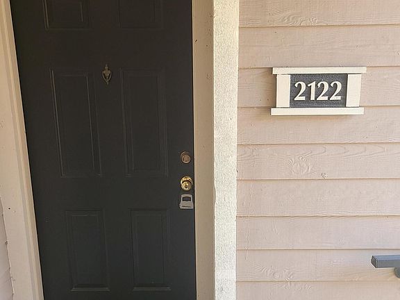 2nd image of 10000 Gate Pkwy #2122