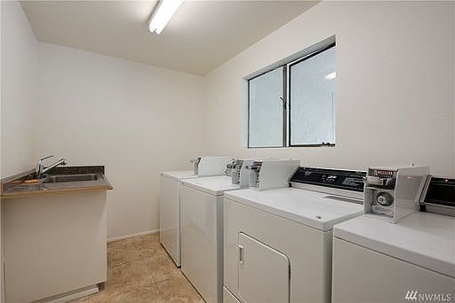 2nd image of 3050 14th Ave W APT 02
