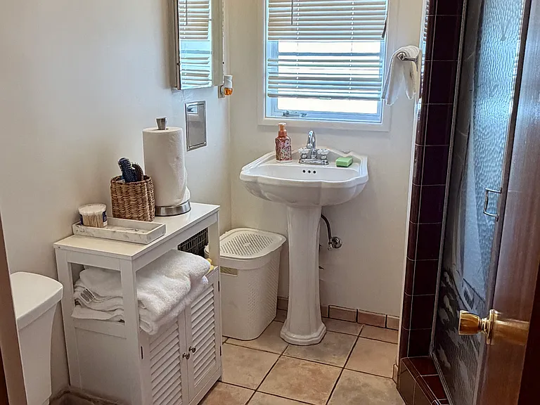 1611 Larco Way — Photo 13